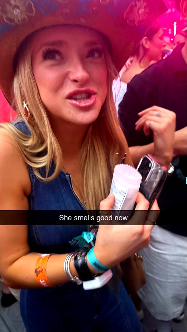 camilla_classy snapchat image archive image