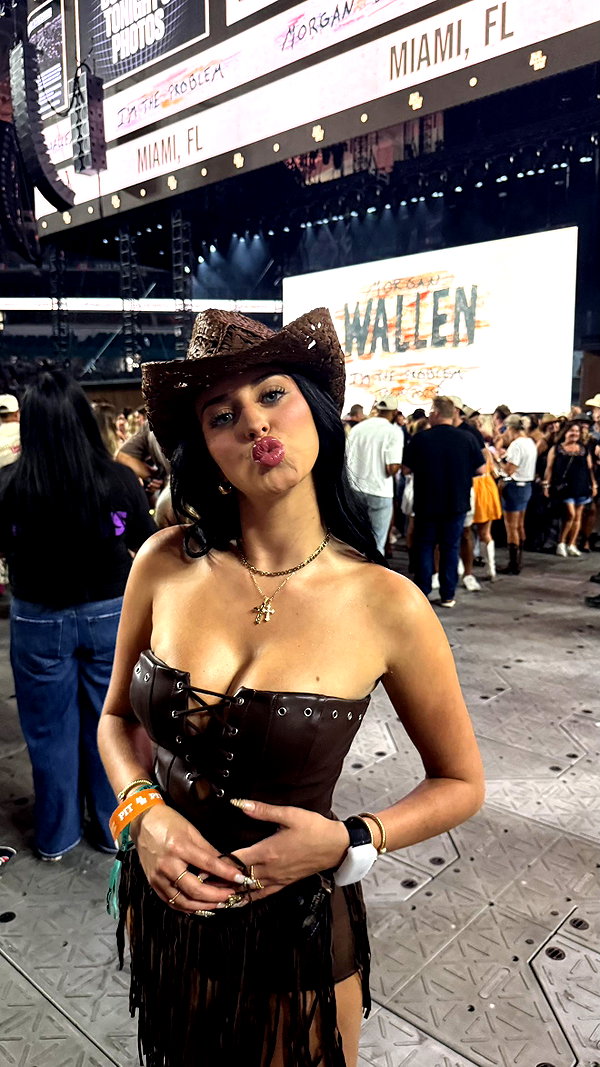 camilla_classy snapchat image archive image