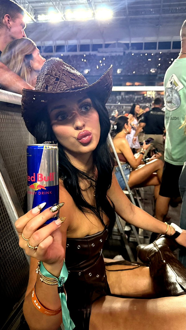 camilla_classy snapchat image archive image