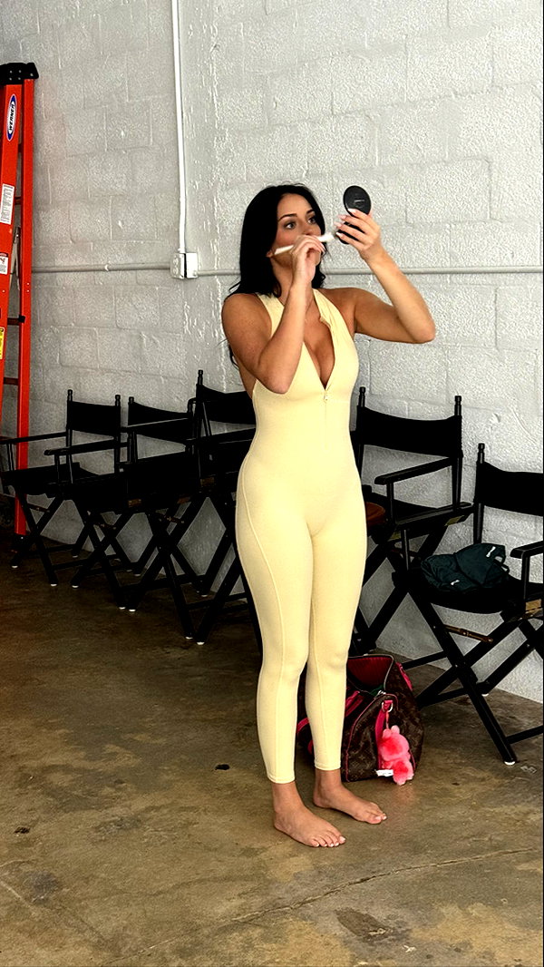 camilla_classy snapchat image archive image