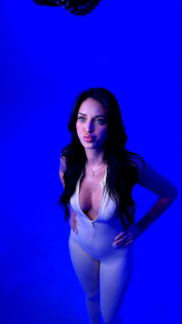 camilla_classy snapchat image archive image