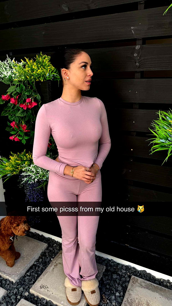 camilla_classy snapchat image archive image