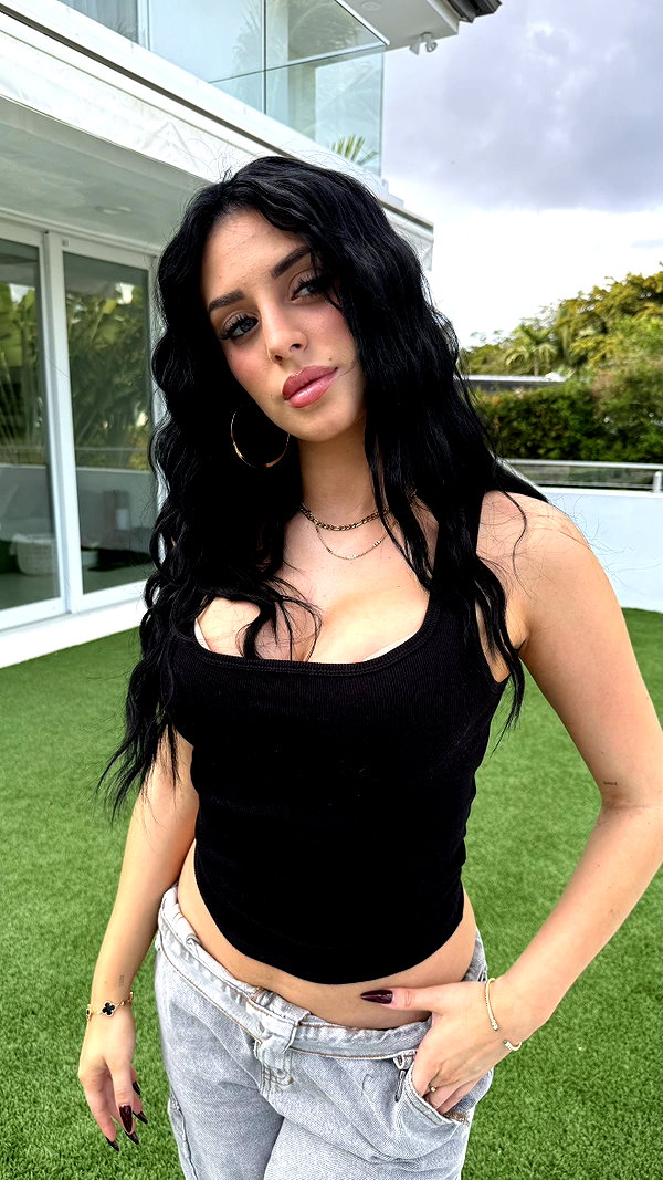 camilla_classy snapchat image archive image