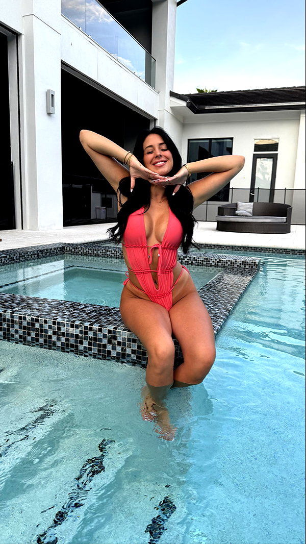 camilla_classy snapchat image archive image