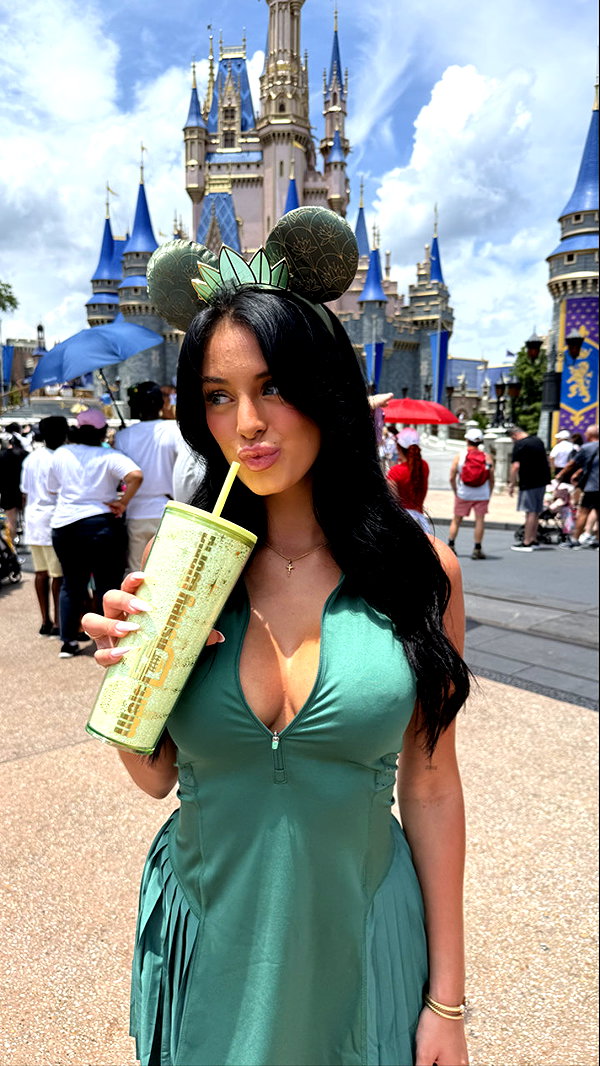 camilla_classy snapchat image archive image