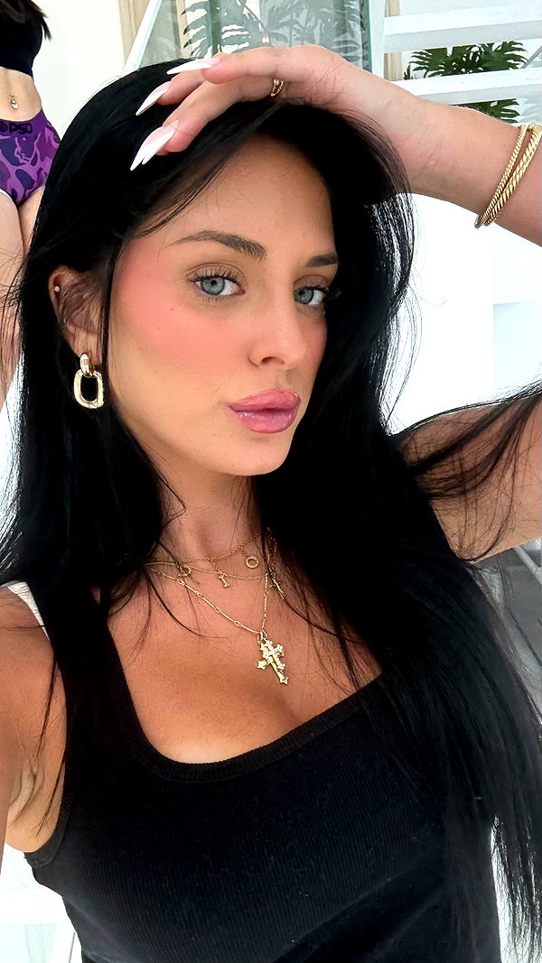 camilla_classy snapchat image archive image