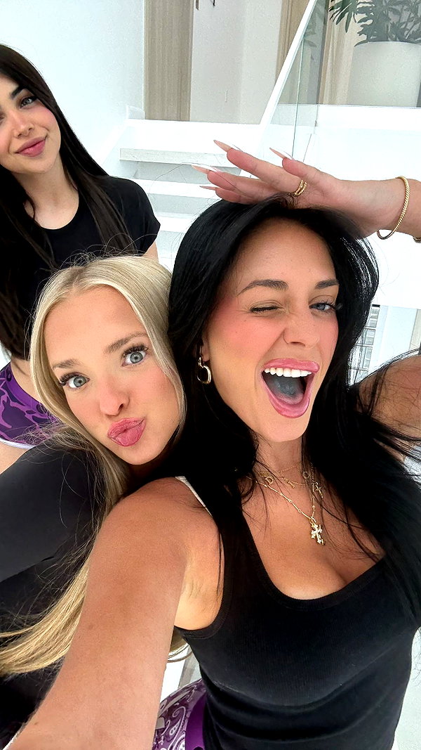 camilla_classy snapchat image archive image