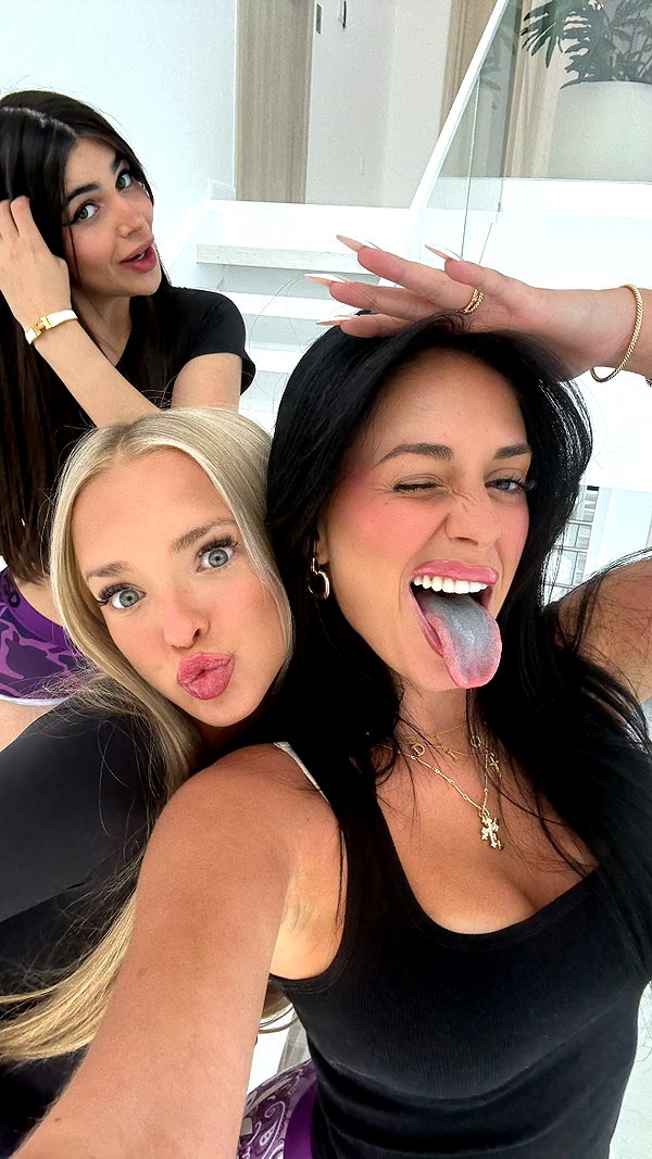 camilla_classy snapchat image archive image