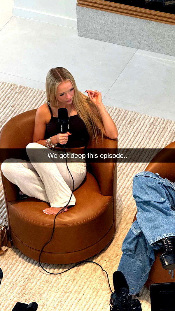 camilla_classy snapchat image archive image