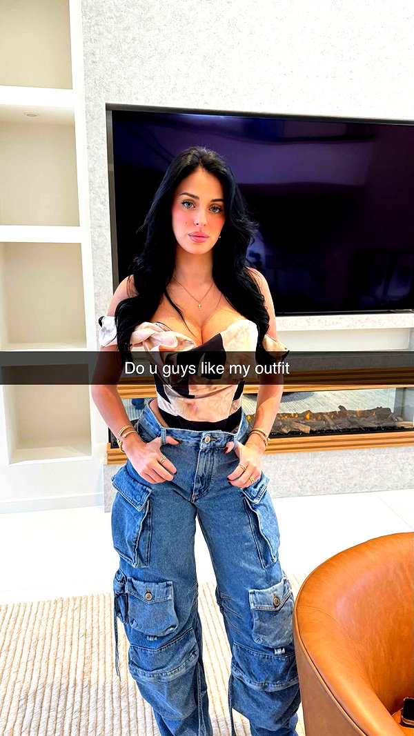 camilla_classy snapchat image archive image