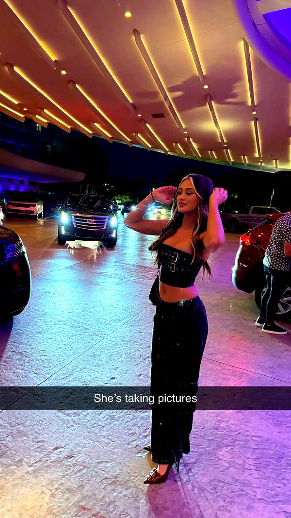camilla_classy snapchat image archive image