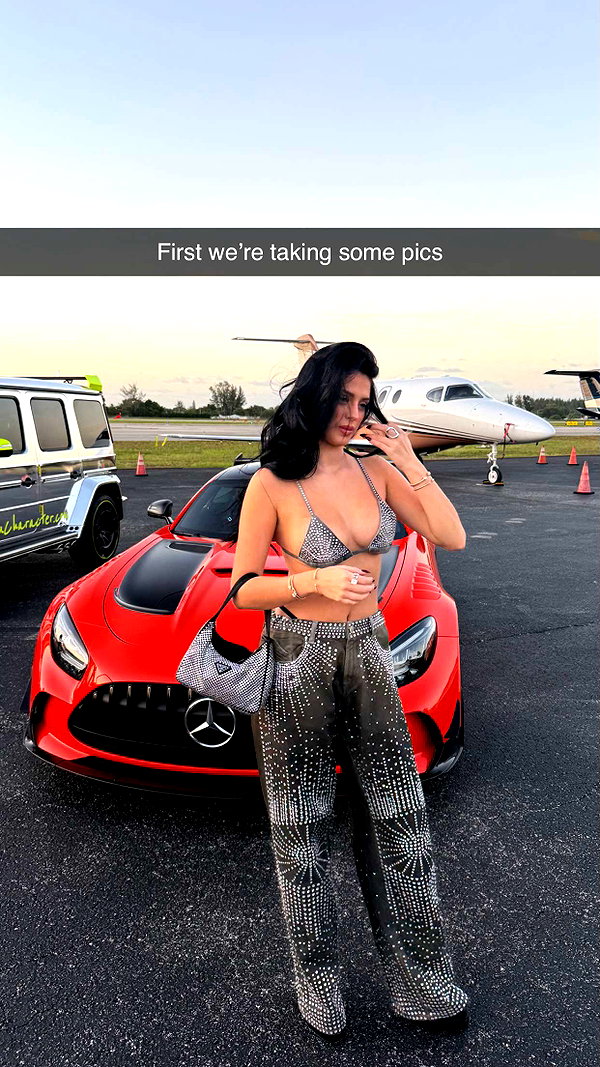 camilla_classy snapchat image archive image