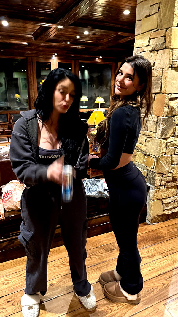 camilla_classy snapchat image archive image