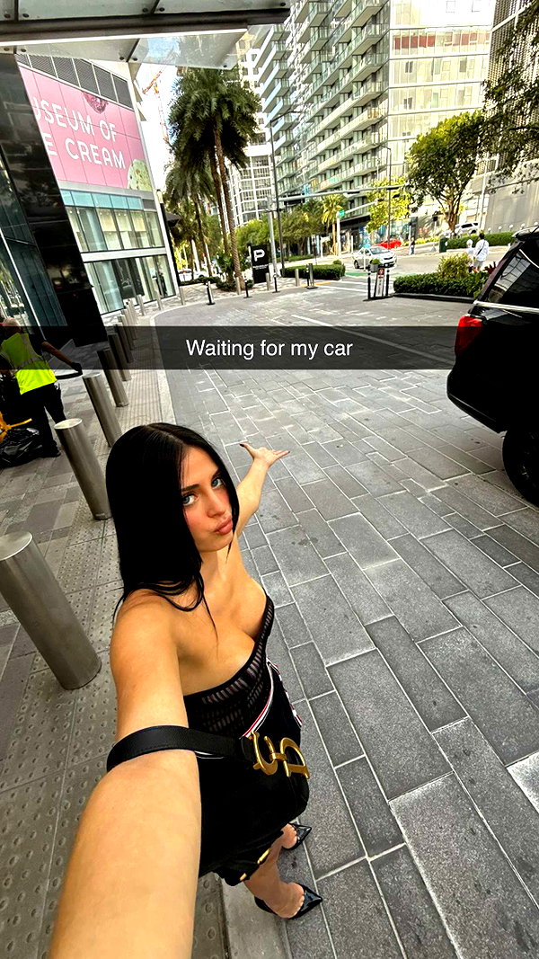 camilla_classy snapchat image archive image