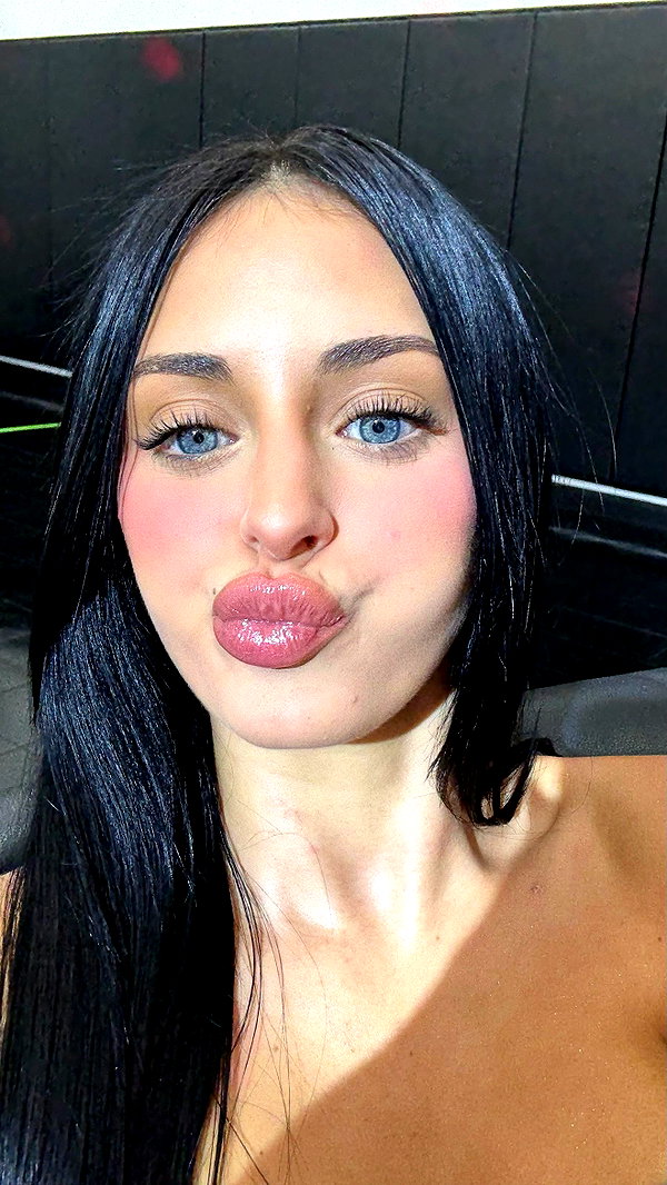 camilla_classy snapchat image archive image