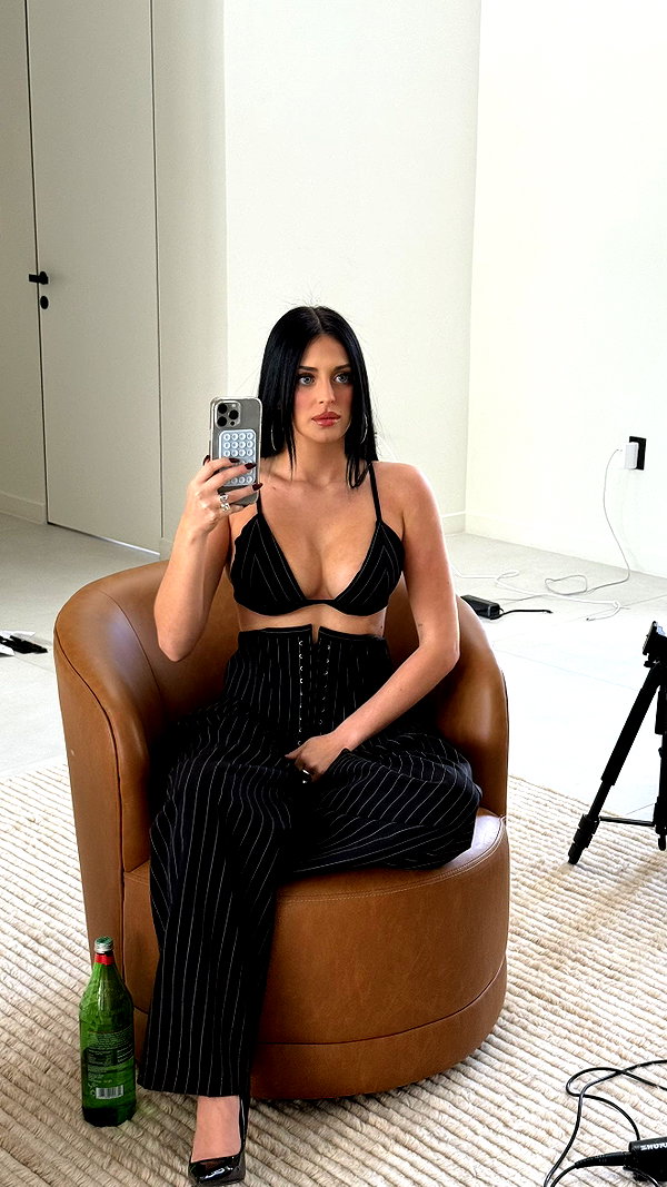 camilla_classy snapchat image archive image