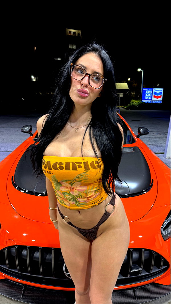 camilla_classy snapchat image archive image