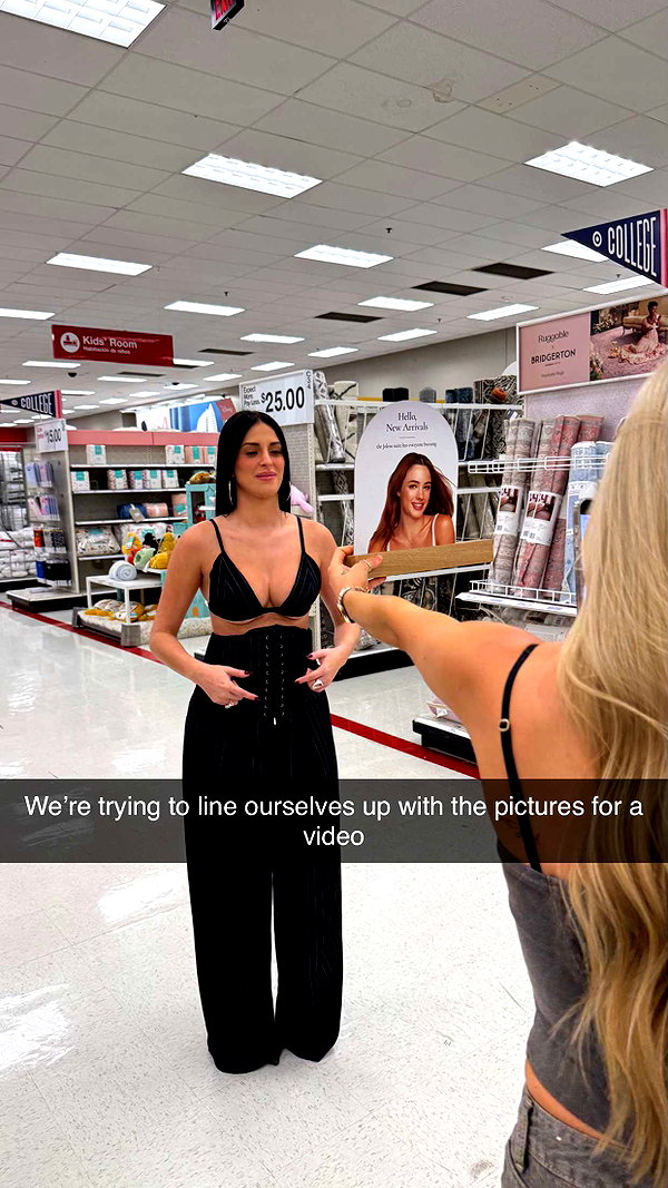 camilla_classy snapchat image archive image