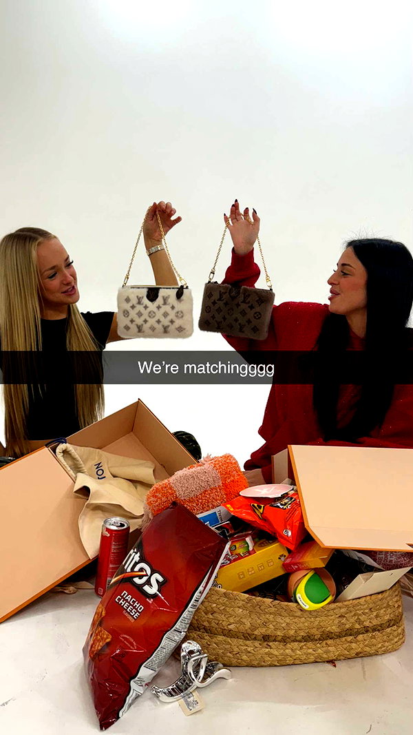 camilla_classy snapchat image archive image