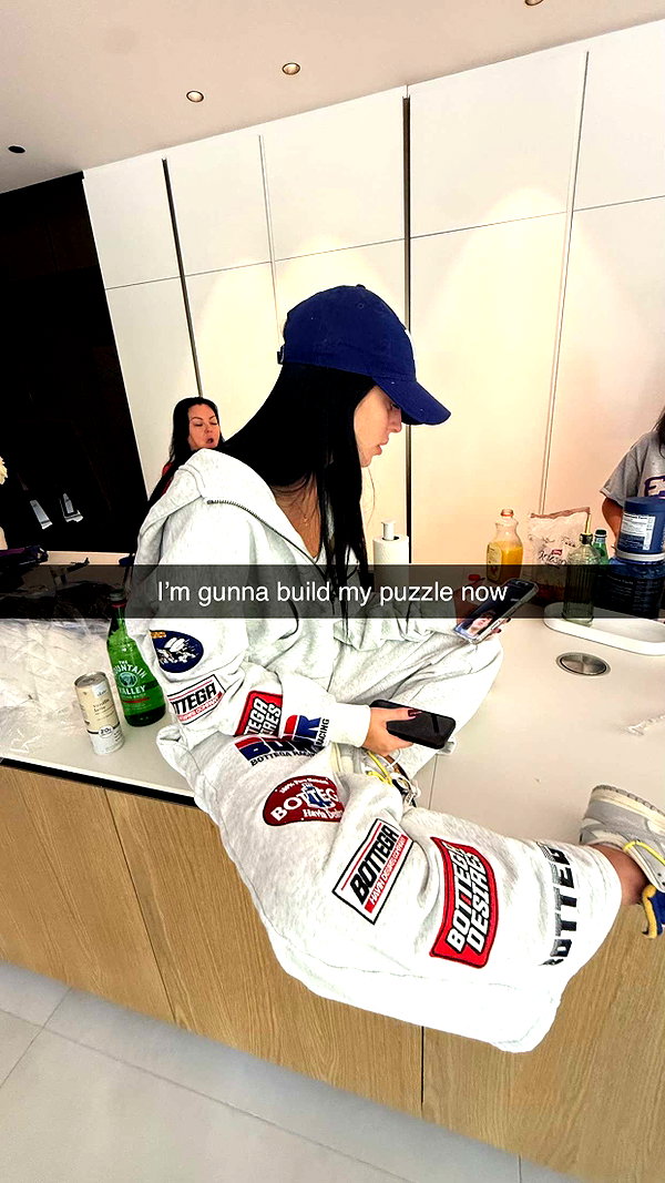 camilla_classy snapchat image archive image