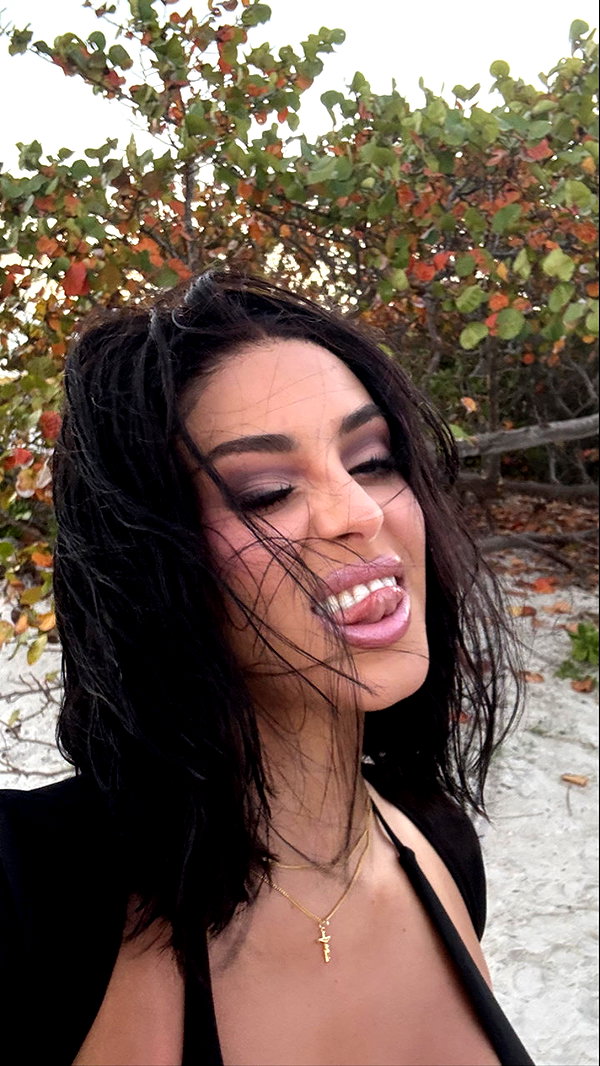 camilla_classy snapchat image archive image