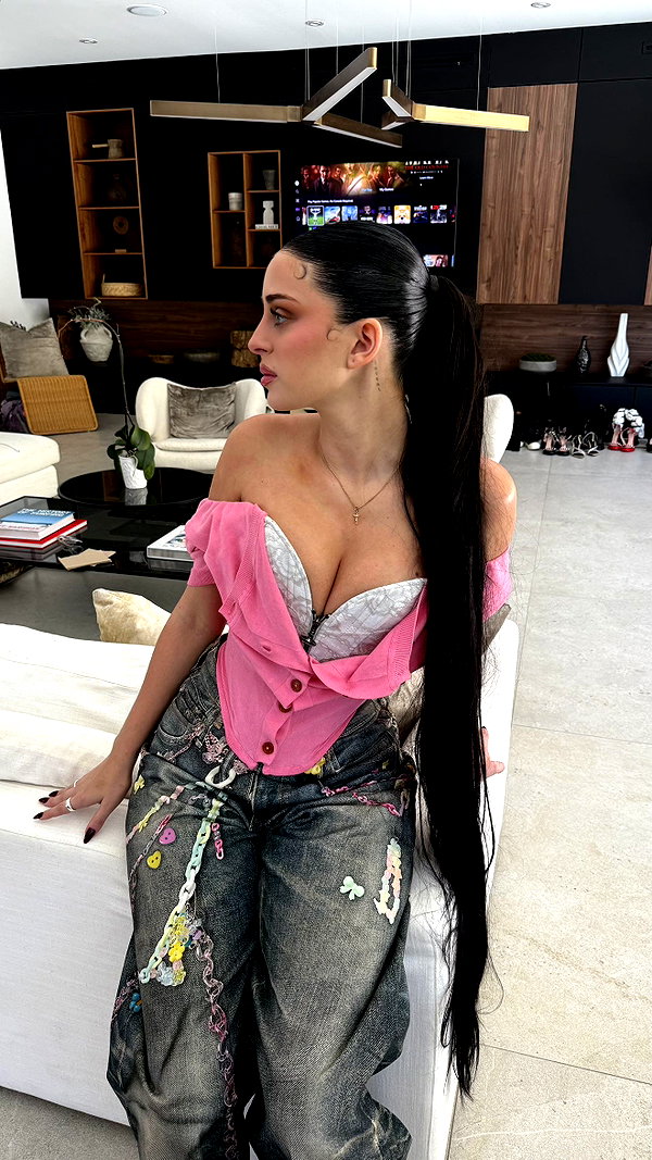 camilla_classy snapchat image archive image