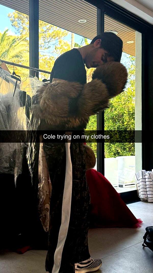 camilla_classy snapchat image archive image