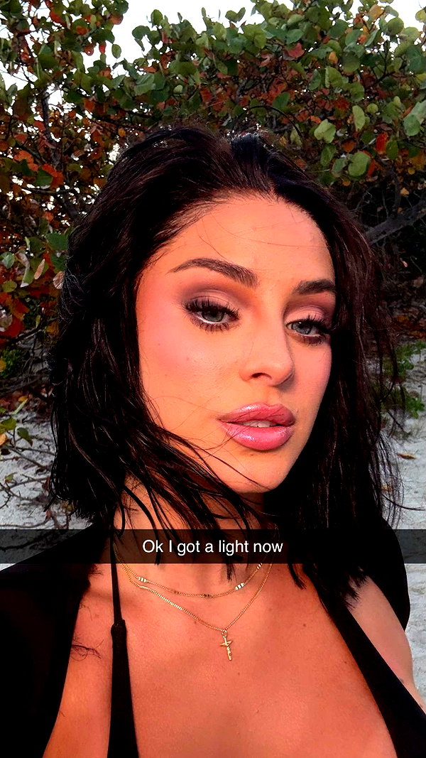 camilla_classy snapchat image archive image