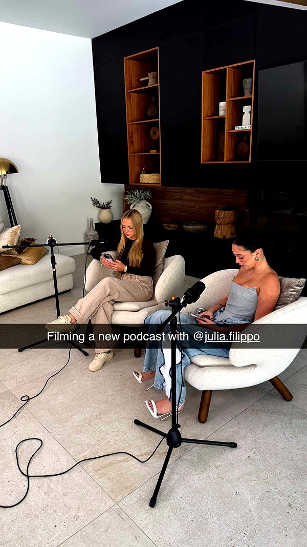 camilla_classy snapchat image archive image