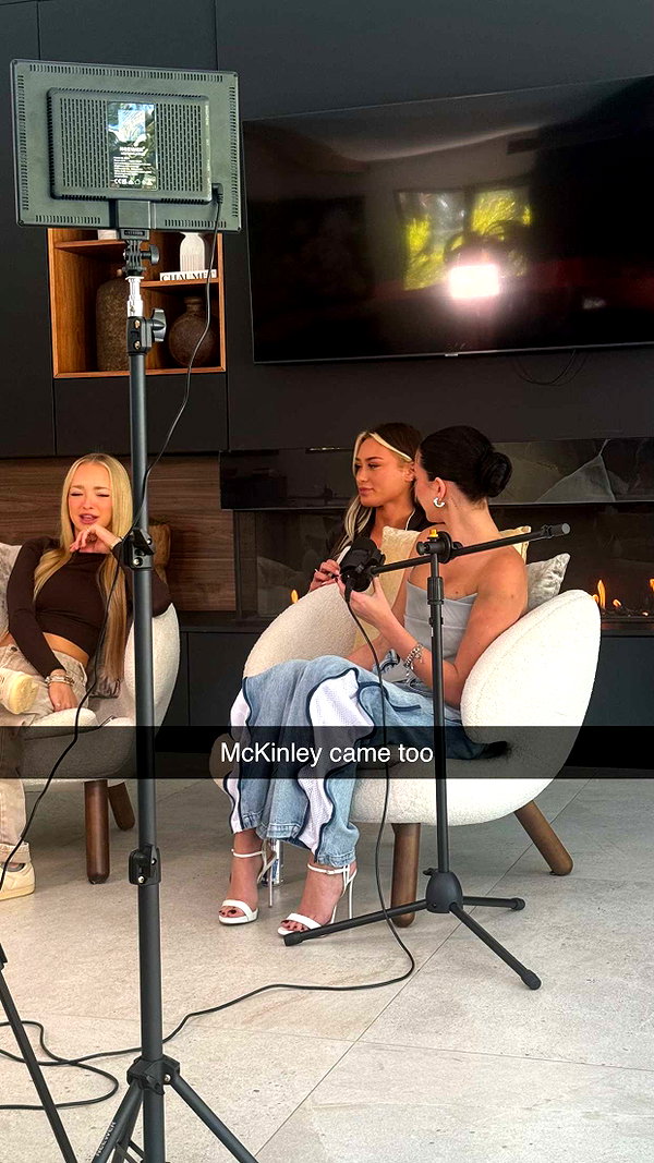 camilla_classy snapchat image archive image