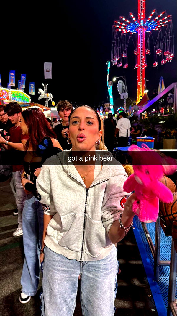 camilla_classy snapchat image archive image