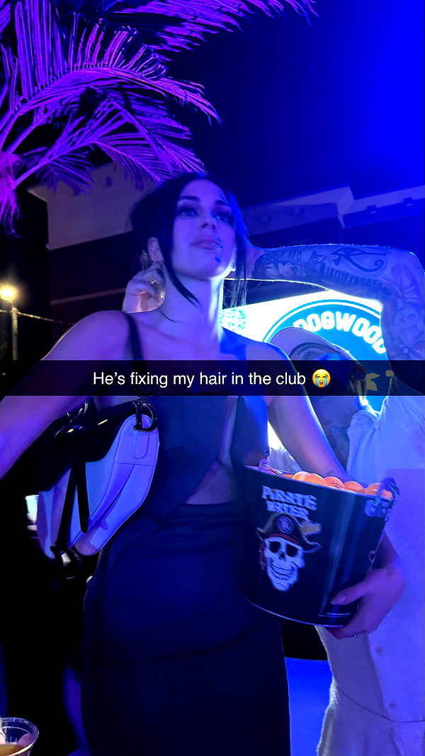camilla_classy snapchat image archive image