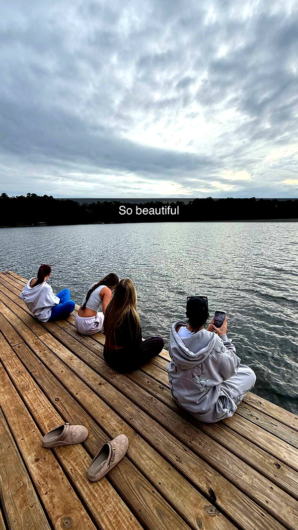 camilla_classy snapchat image archive image