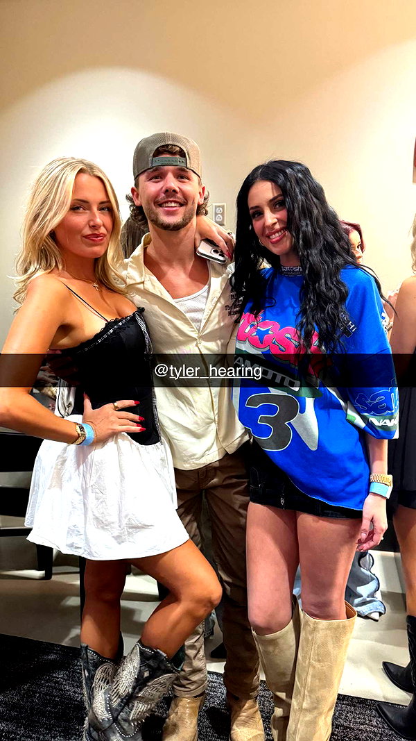 camilla_classy snapchat image archive image