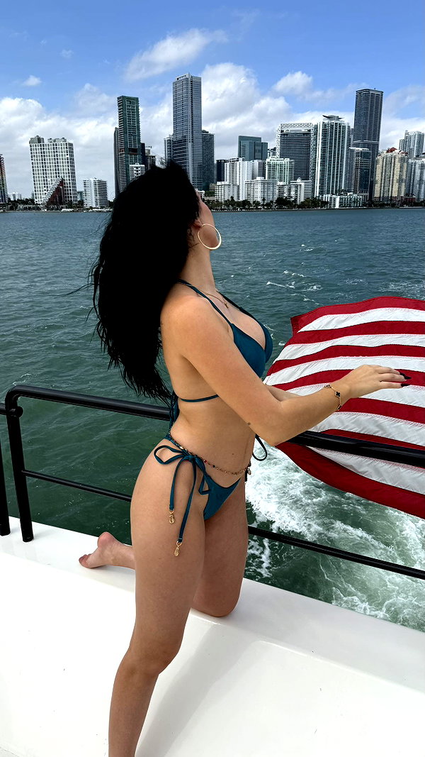 camilla_classy snapchat image archive image