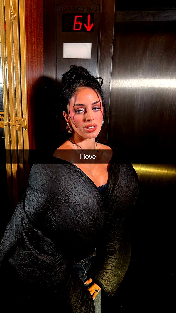camilla_classy snapchat image archive image