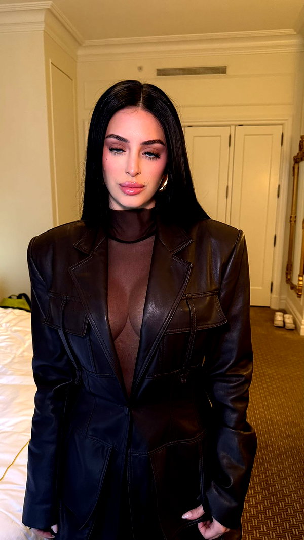 camilla_classy snapchat image archive image