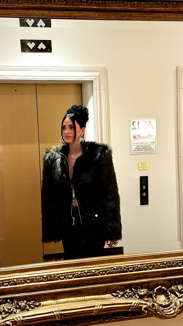 camilla_classy image ~ Altpins