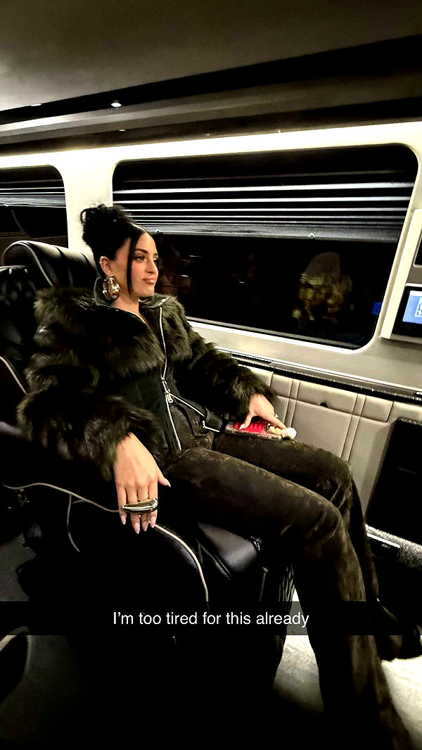 camilla_classy image ~ Altpins