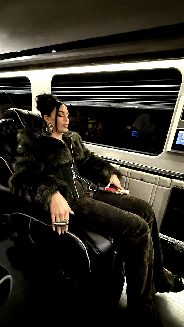 camilla_classy image ~ Altpins