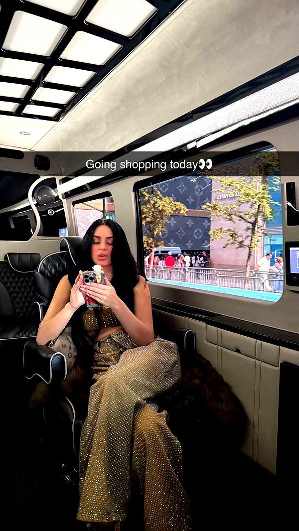 camilla_classy image ~ Altpins