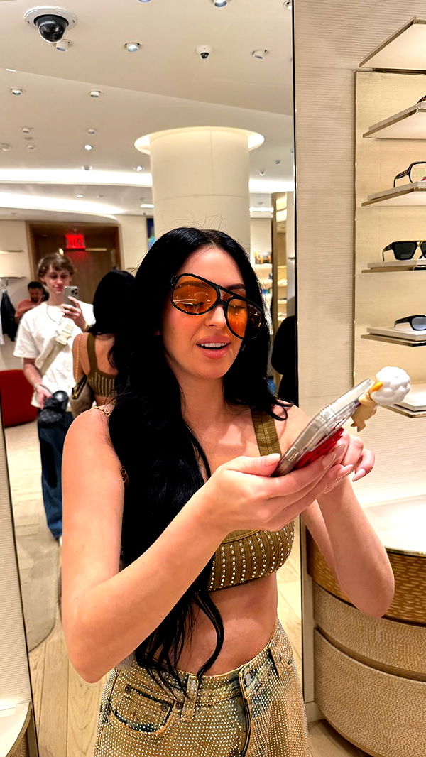 camilla_classy image ~ Altpins