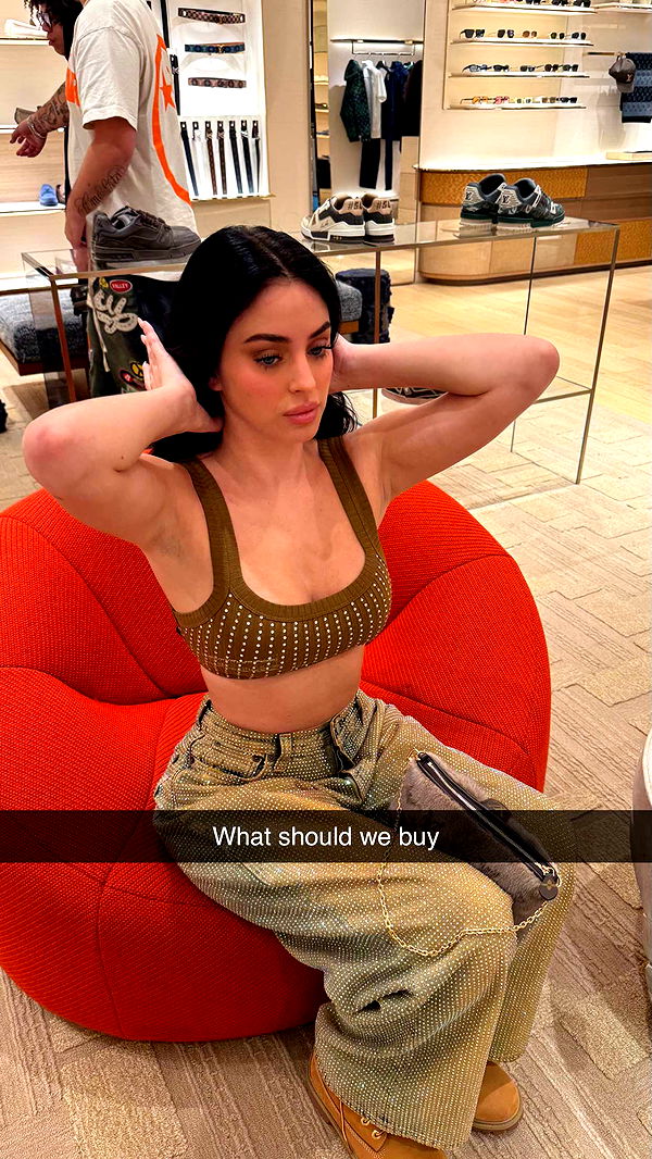 camilla_classy image ~ Altpins