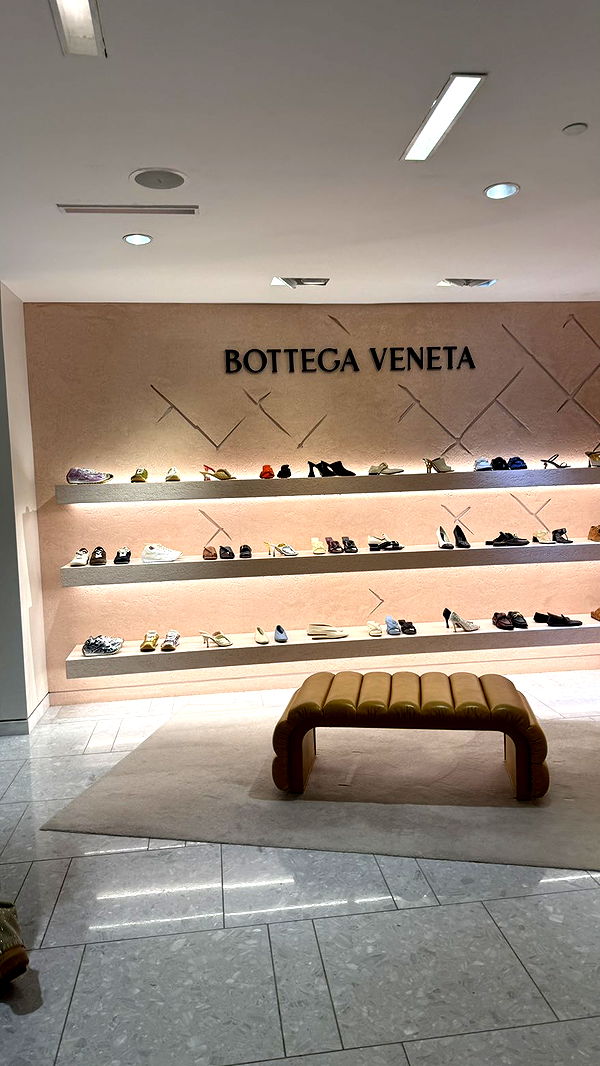 camilla_classy image ~ Altpins