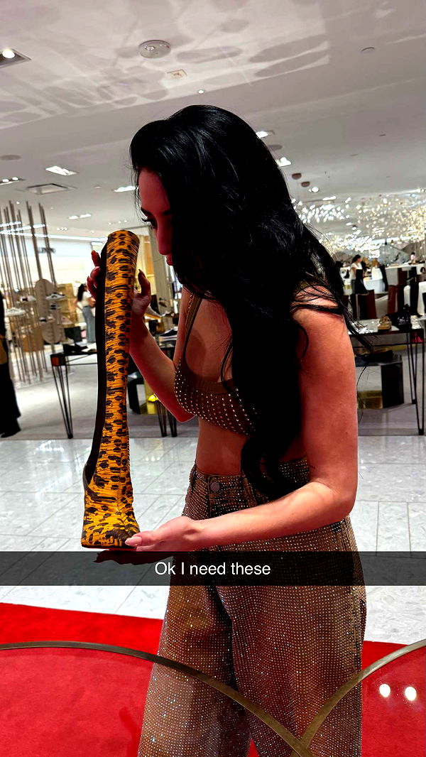 camilla_classy image ~ Altpins