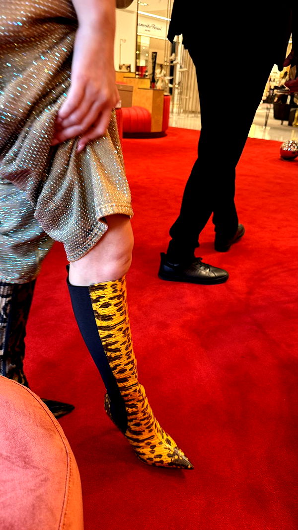 camilla_classy image ~ Altpins