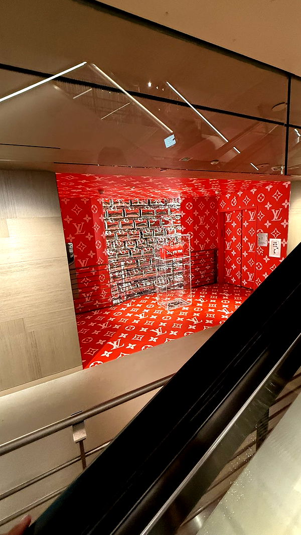 camilla_classy image ~ Altpins