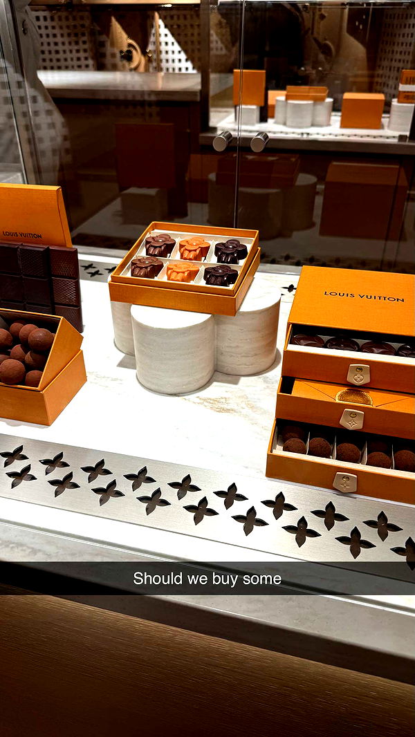 camilla_classy image ~ Altpins