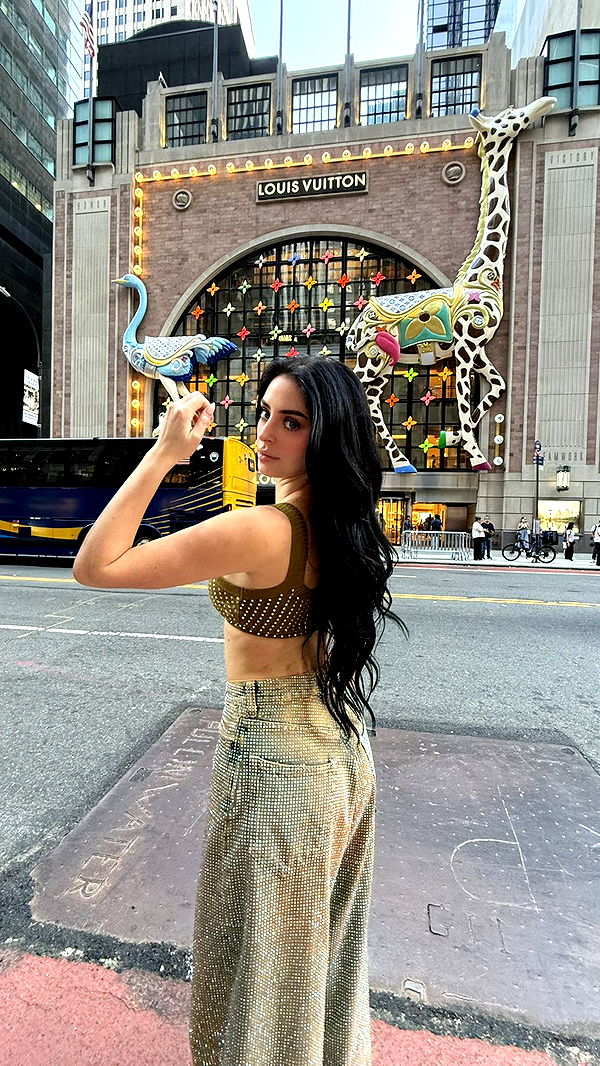 camilla_classy image ~ Altpins