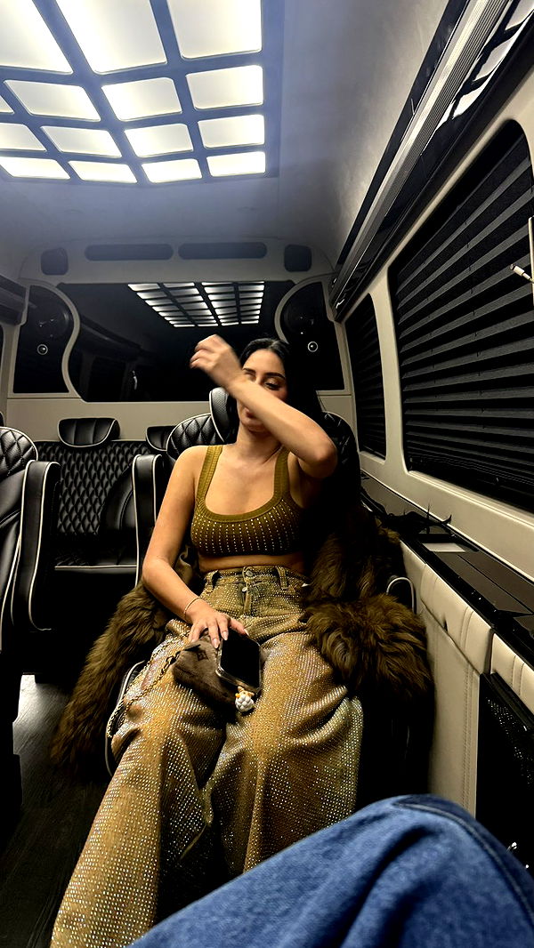 camilla_classy image ~ Altpins